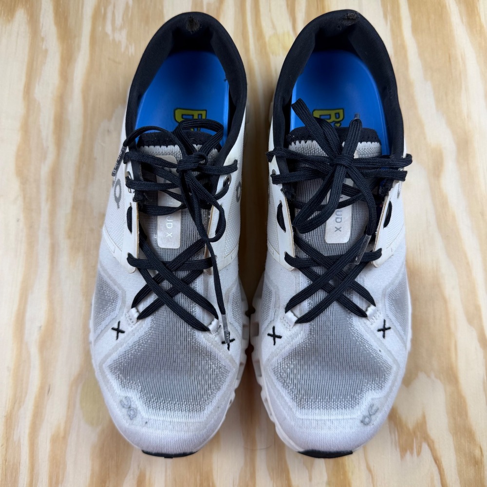 On Cloud X Womens Running Shoes White Black Size 8.5 Training Sneakers - Picture 2 of 9